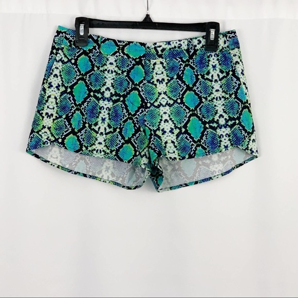 BCBGMaxAzria Pants - BCBGMaxAzria Snake Skin Print Shorts S